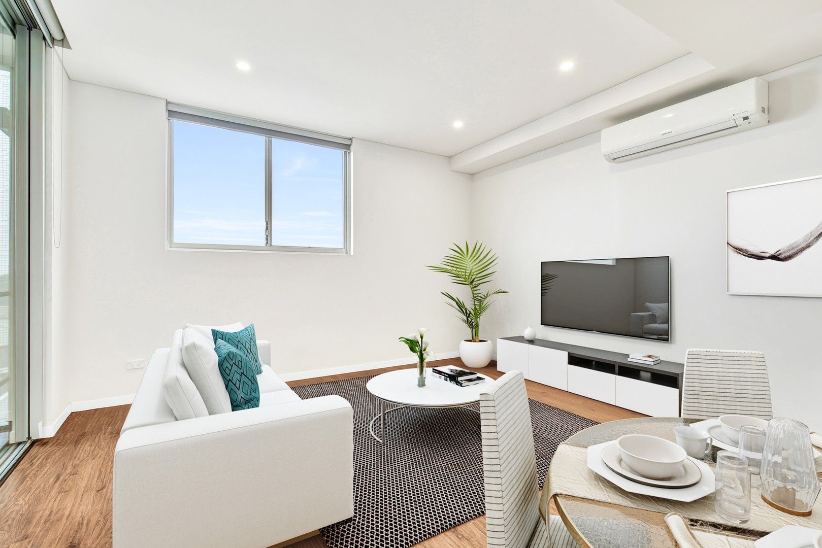 1 bedrooms Apartment / Unit / Flat in 33/529 Burwood Road BELMORE NSW, 2192