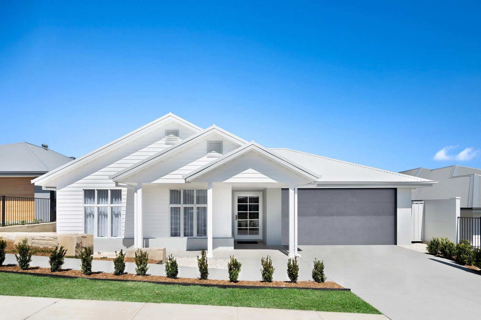 4 bedrooms New House & Land in 323 Shortland Drive ABERGLASSLYN NSW, 2320