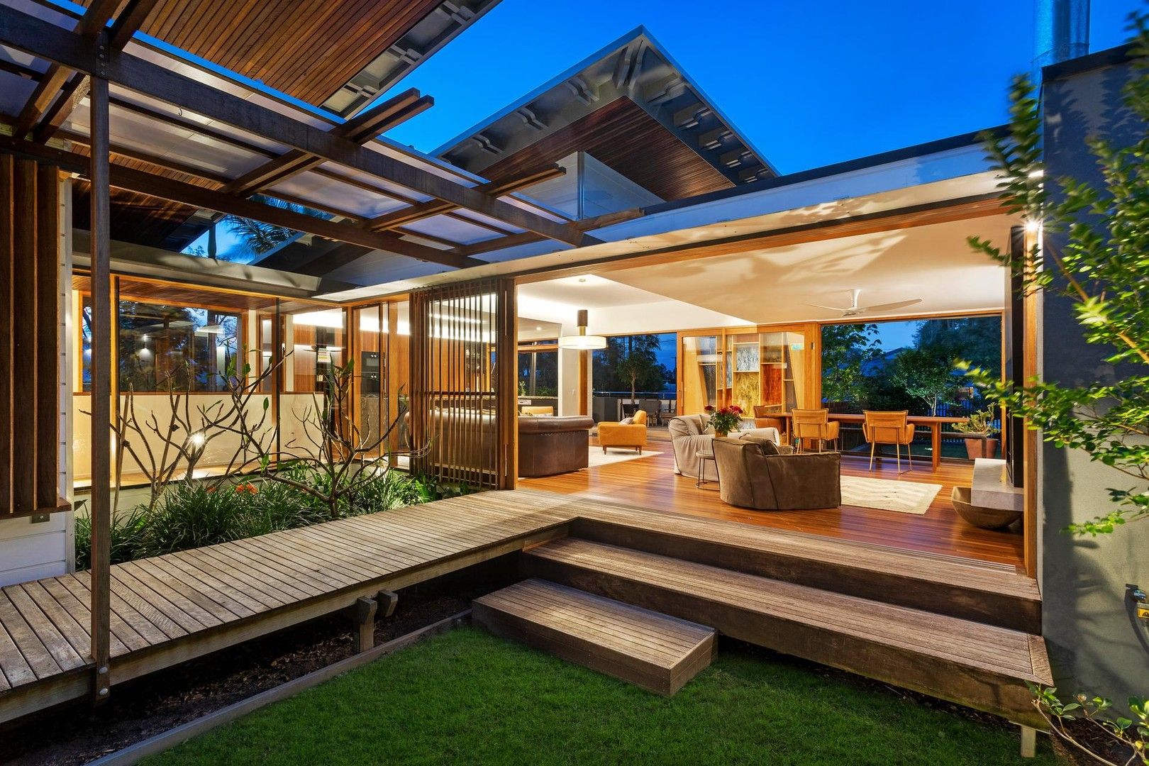 5 bedrooms House in 26 Seaview St BYRON BAY NSW, 2481