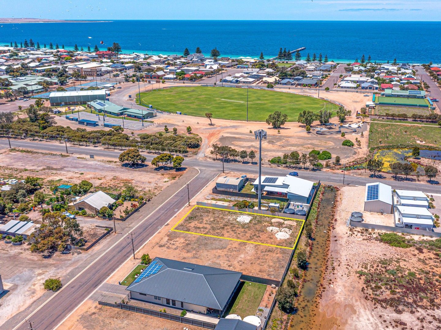 37 Church Street, Tumby Bay SA 5605, Image 0