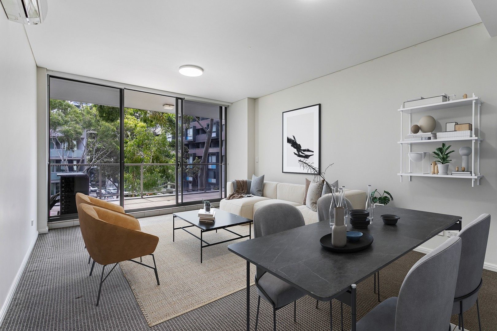 2 bedrooms Apartment / Unit / Flat in 427/5 Defries Avenue ZETLAND NSW, 2017