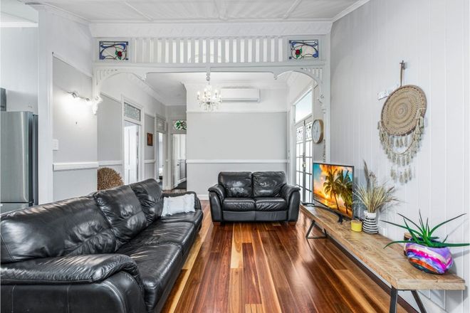 Picture of 12 Carbethon Street, MANLY QLD 4179