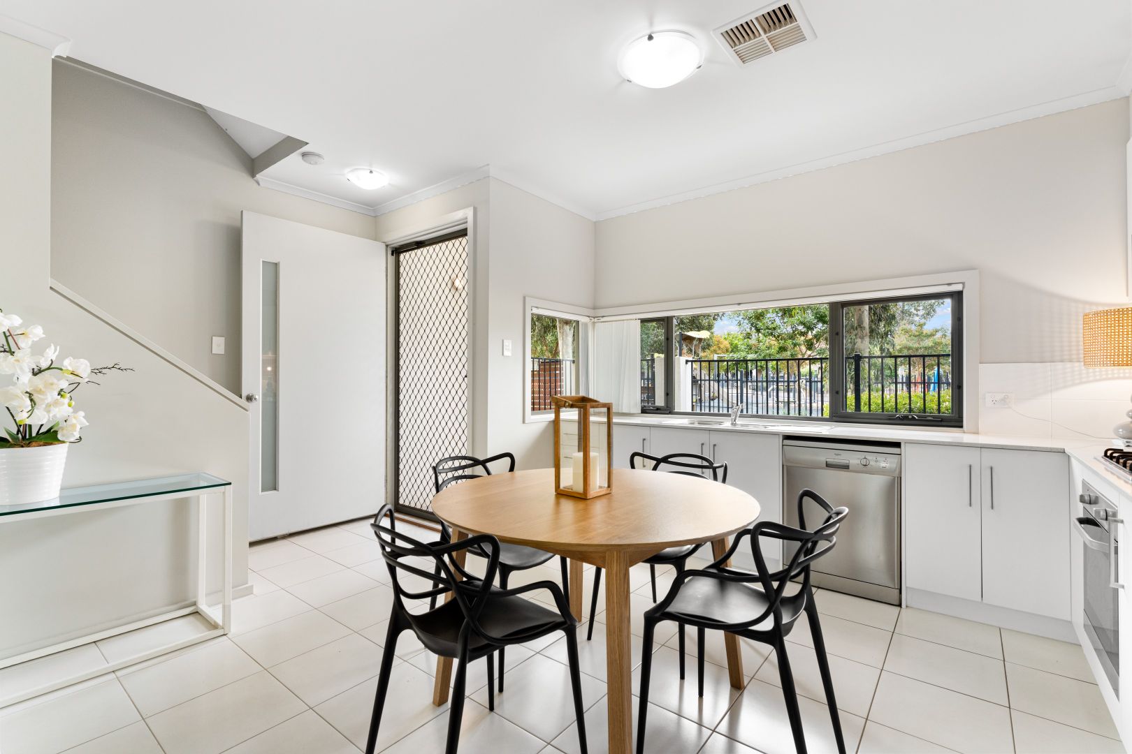 16 Golding Lane, Lightsview SA 5085, Image 2