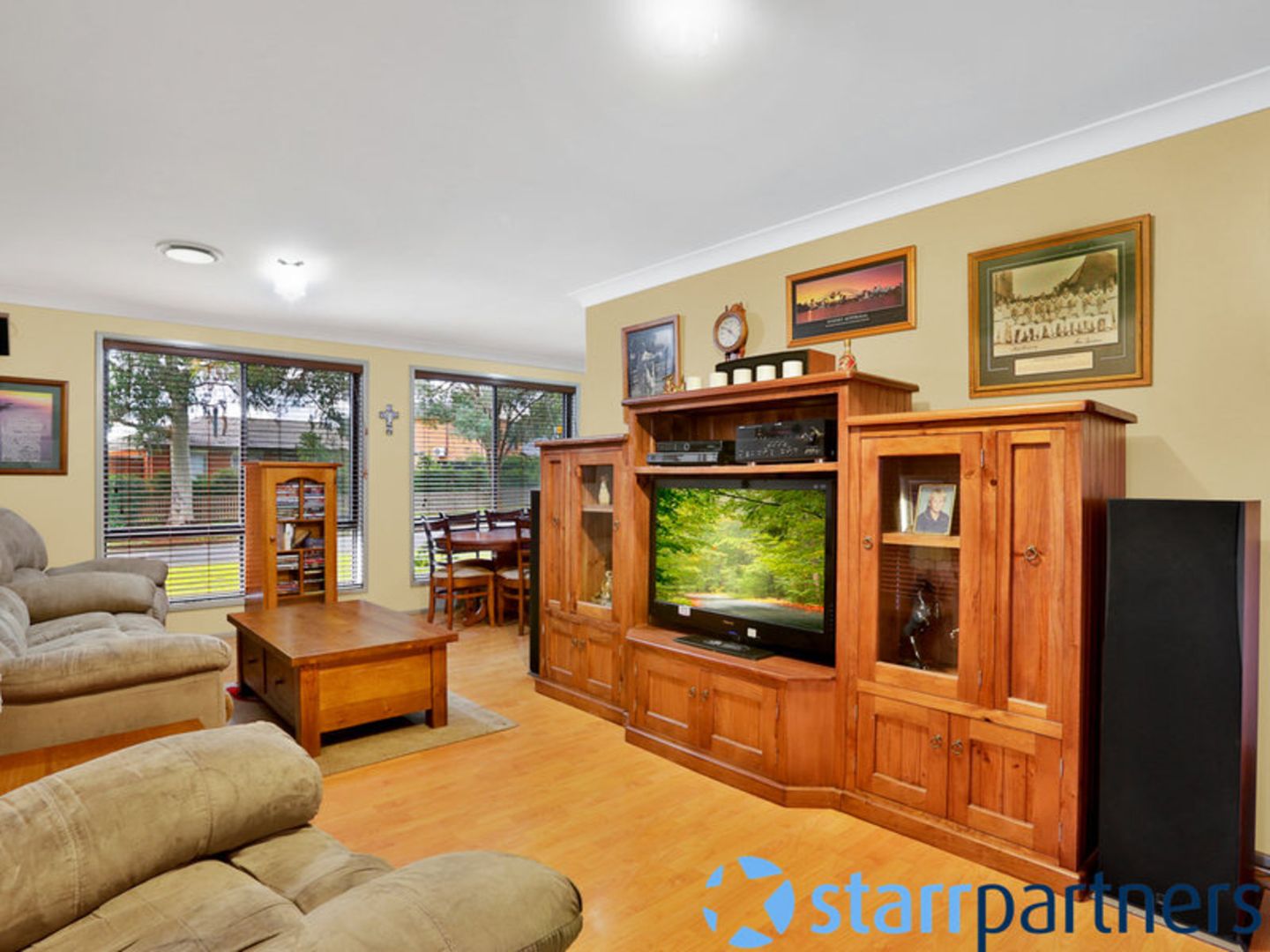 8 Longreef Crescent, Woodbine NSW 2560, Image 1