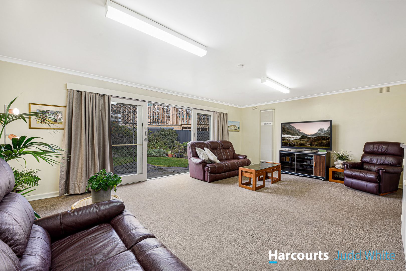 24 Wilson Road, Glen Waverley VIC 3150, Image 2