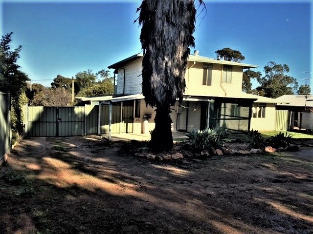 6 HOPE STREET, York WA 6302, Image 2