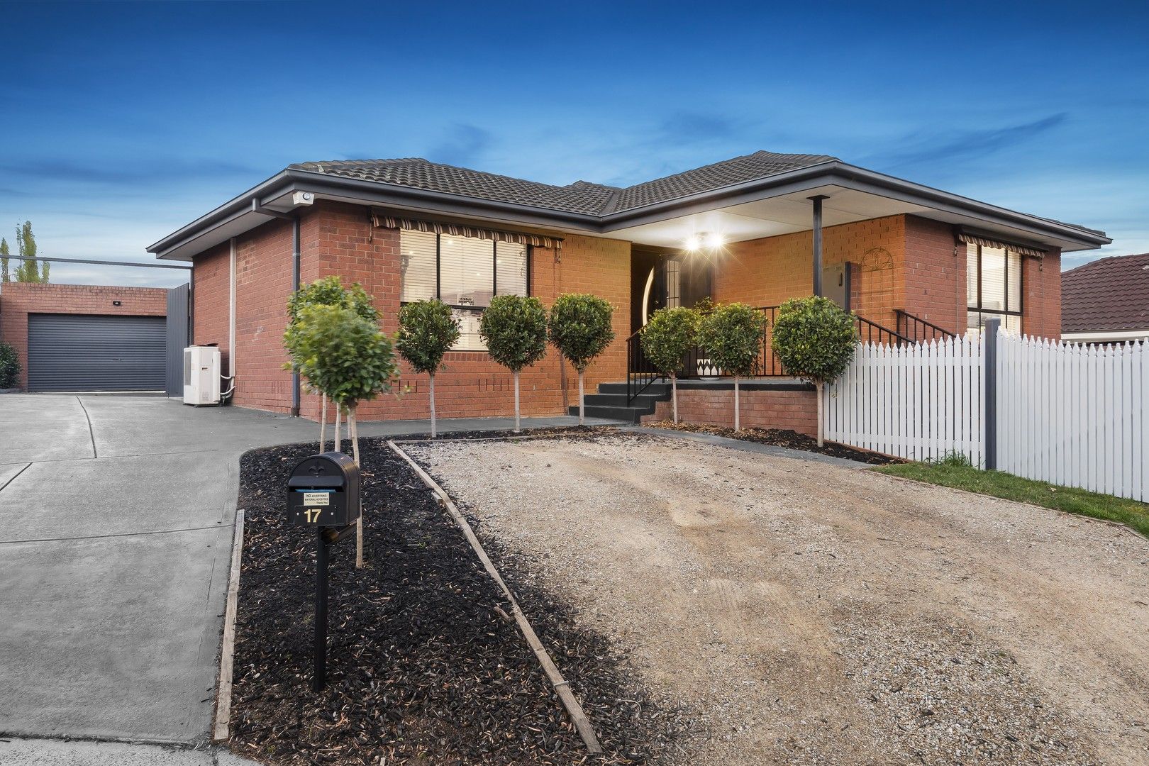 17 Whitfield Court, Mill Park VIC 3082, Image 0