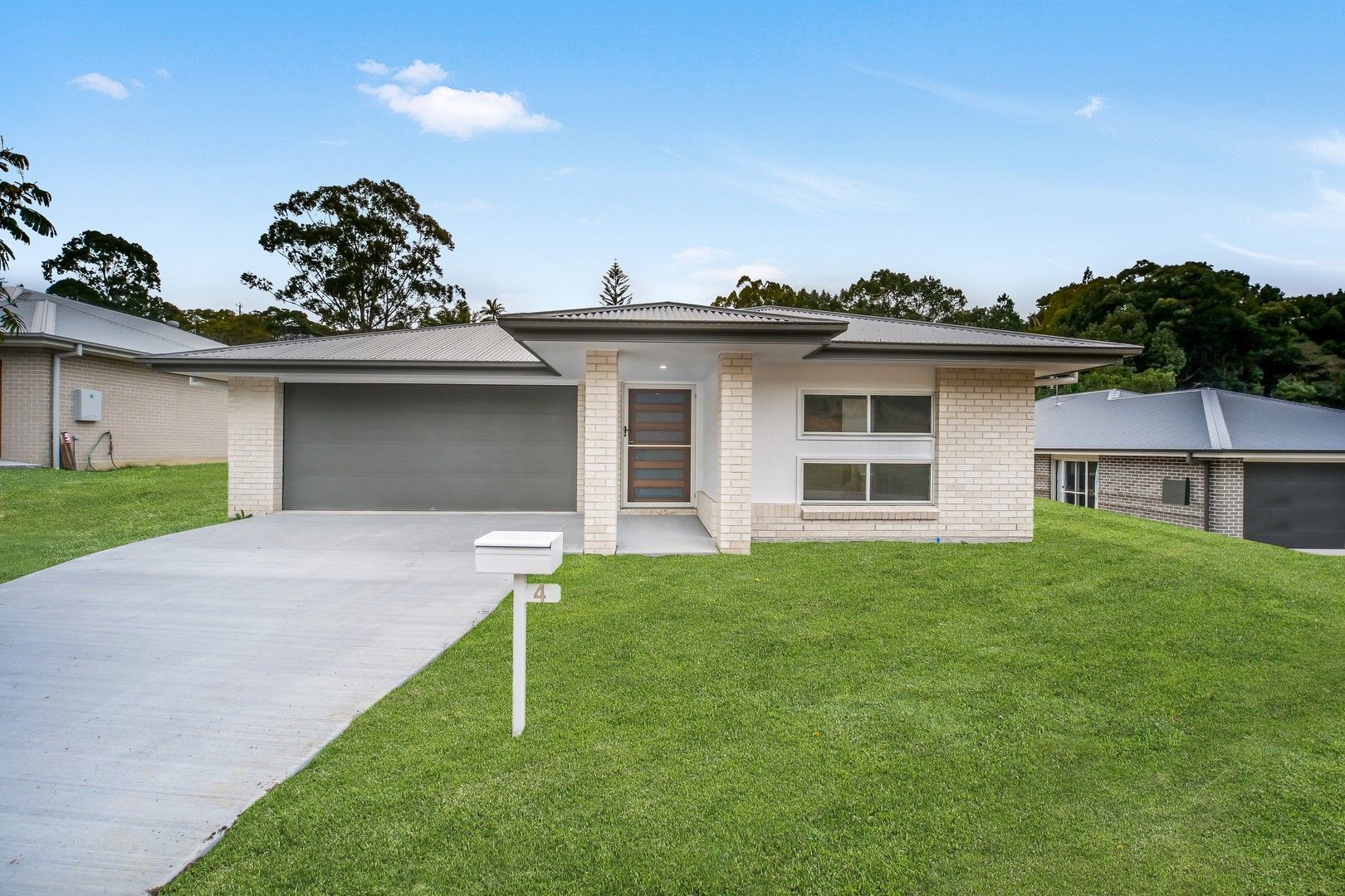 4 bedrooms House in 4 Sunbird Drive NAMBUCCA HEADS NSW, 2448