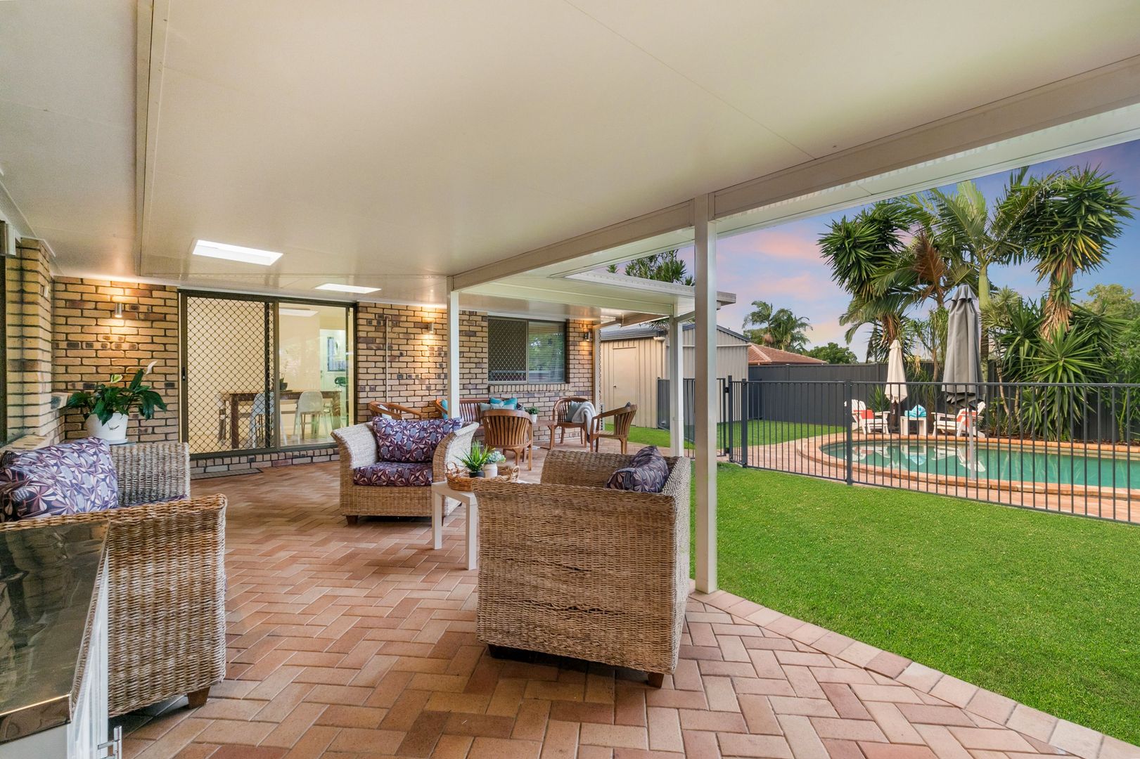 63 Drummond Street, Sinnamon Park QLD 4073, Image 2