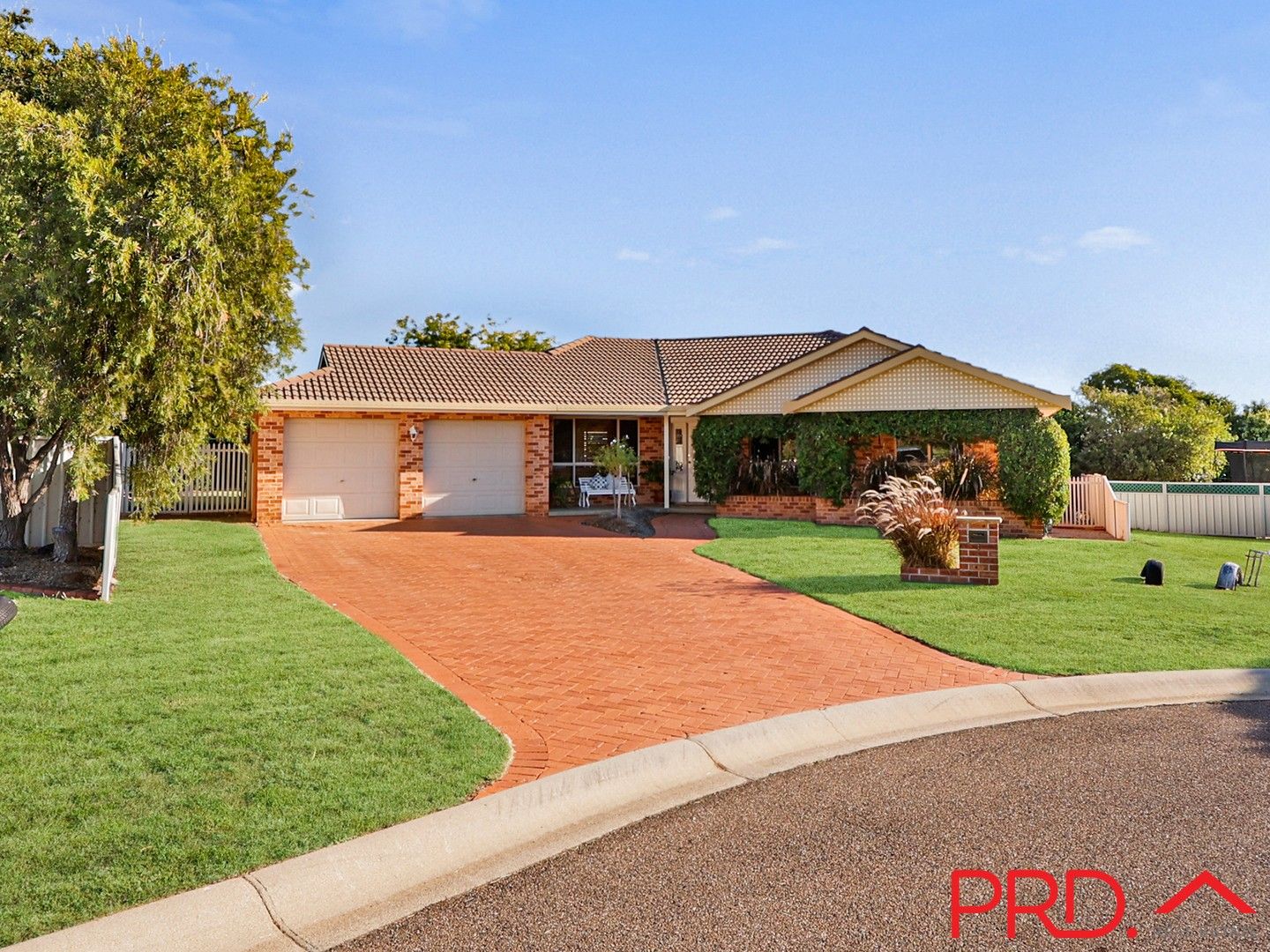 4 bedrooms House in 8 Karradji Court TAMWORTH NSW, 2340