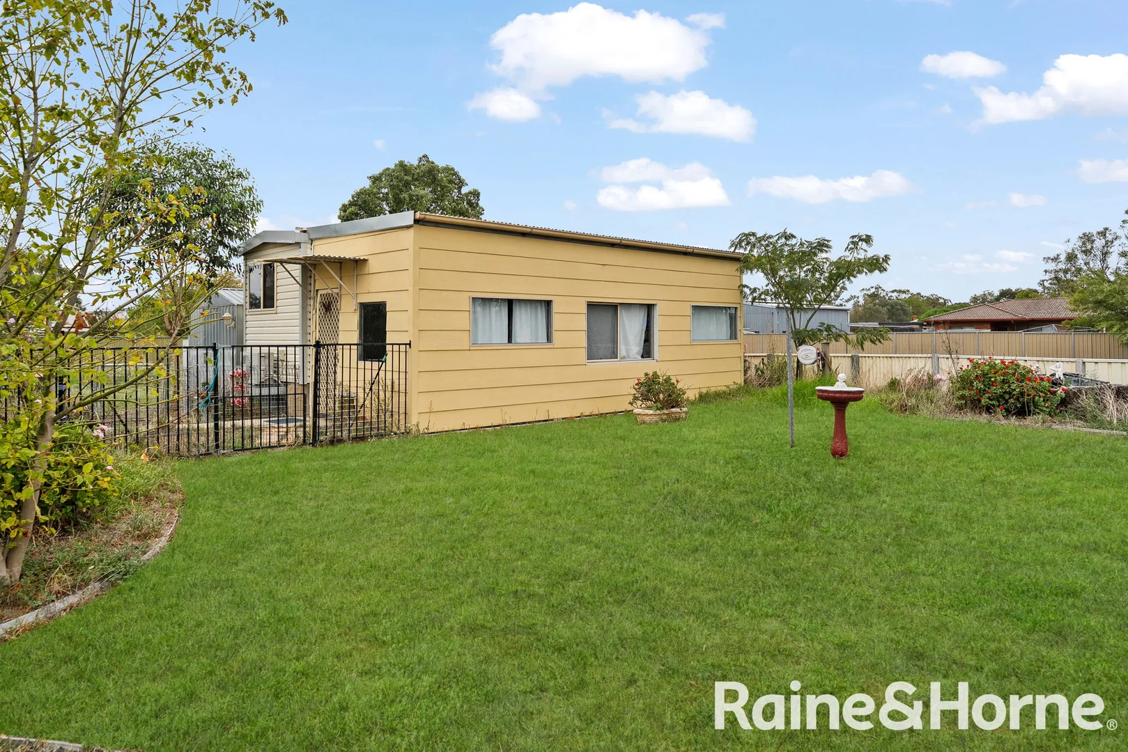 Additional image 12 of 1 Whiteley Street, Dunedoo NSW 2844