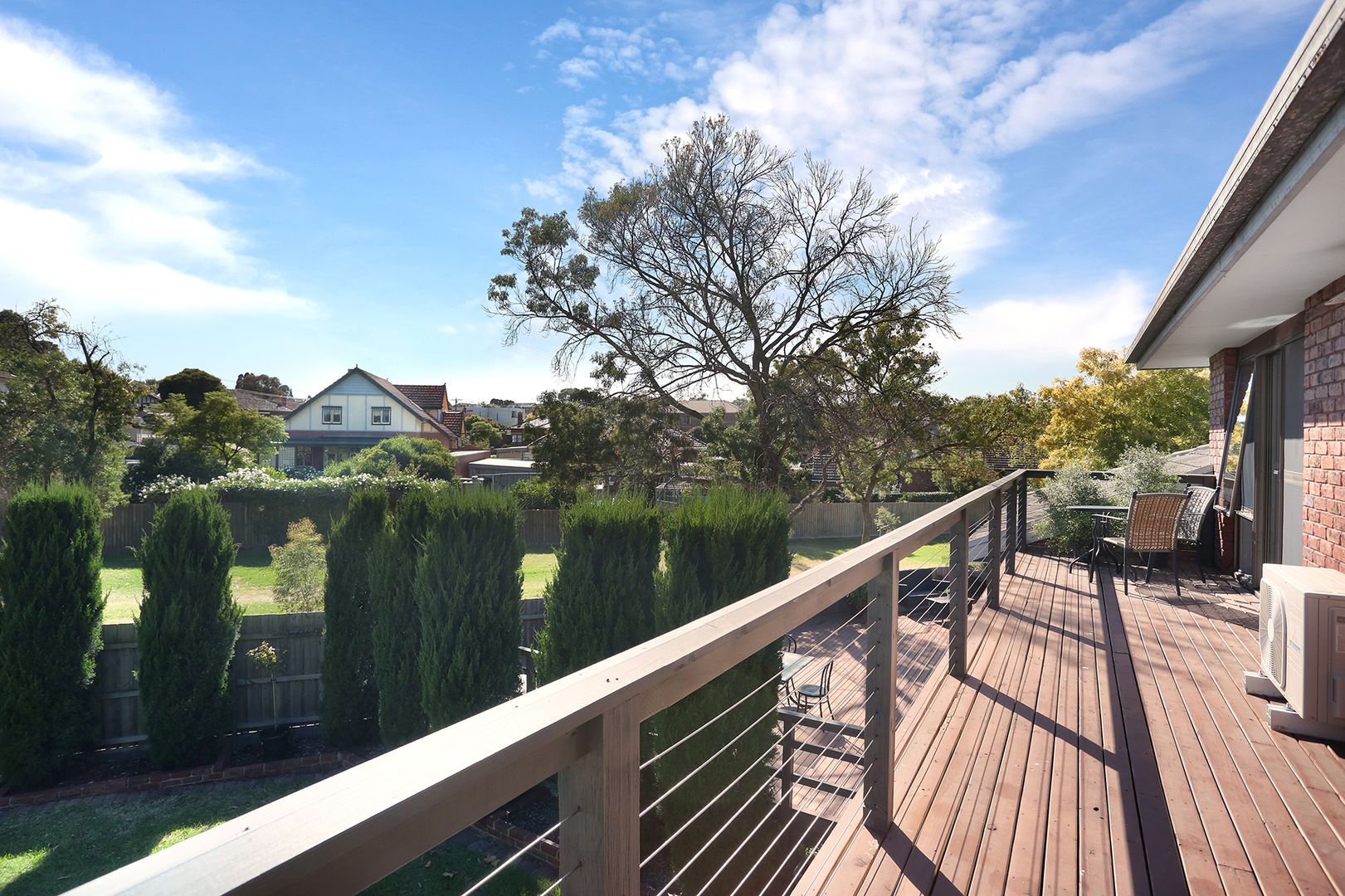 202 Woodland Street, Strathmore VIC 3041, Image 2