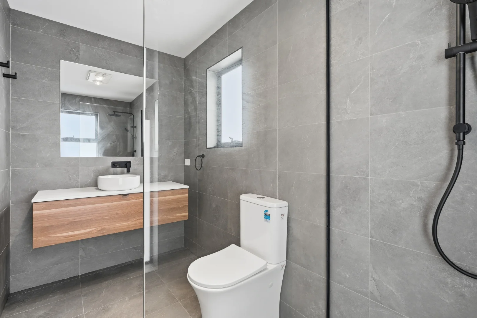 Additional image 10 of 1 or 2/10 Vancouver Street, Midway Point TAS 7171