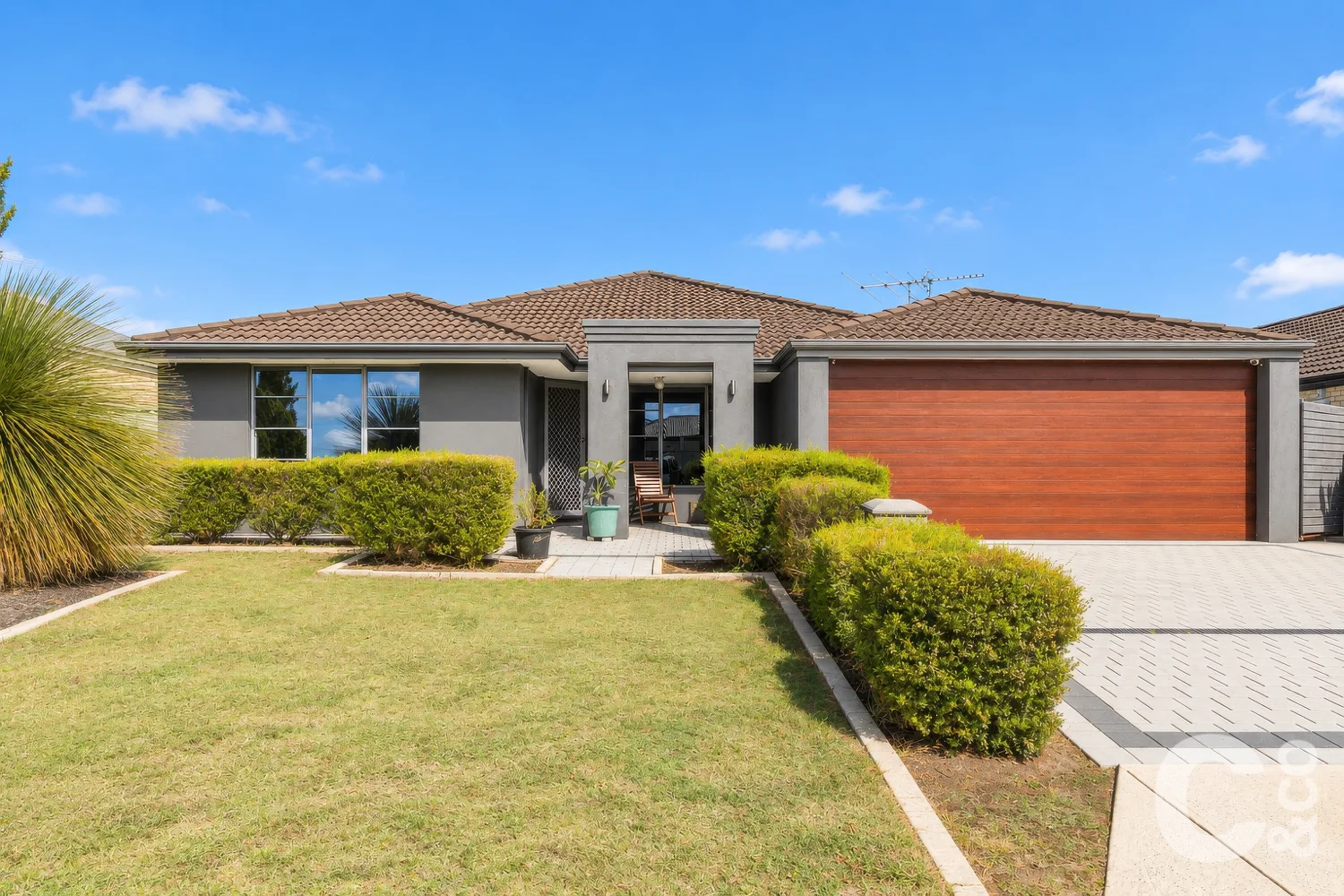 8 Eton Court, Parmelia WA 6167 | Domain
