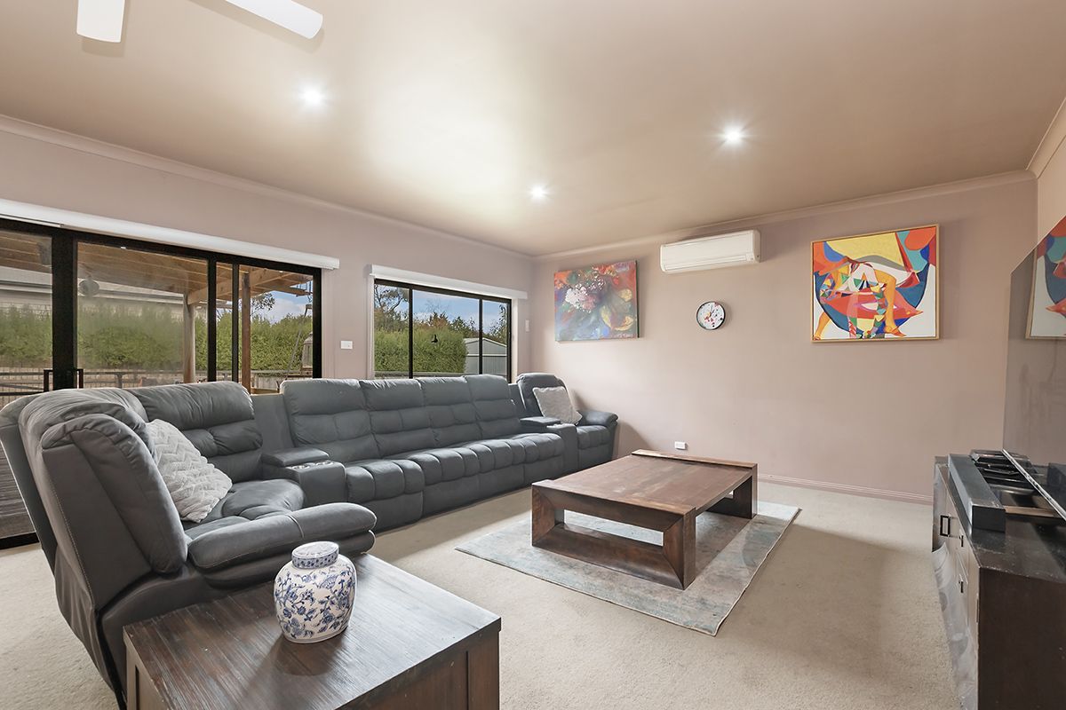 61 Shakespeare Street, Hamilton VIC 3300, Image 2