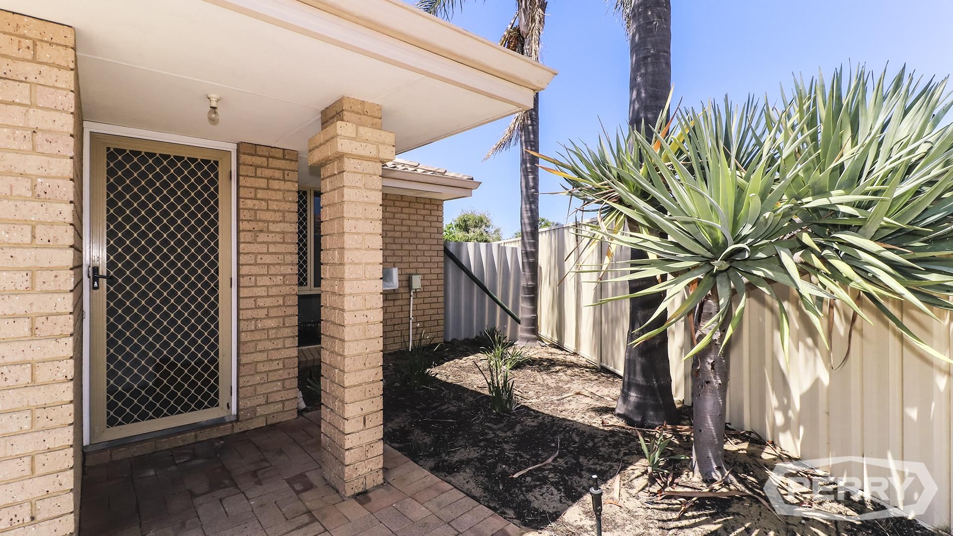 2/5 Beamish Court, Meadow Springs WA 6210, Image 1