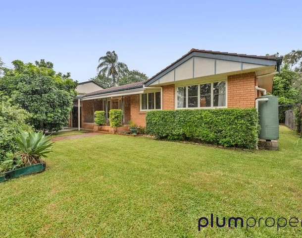 3 Cromarty Street, Kenmore QLD 4069