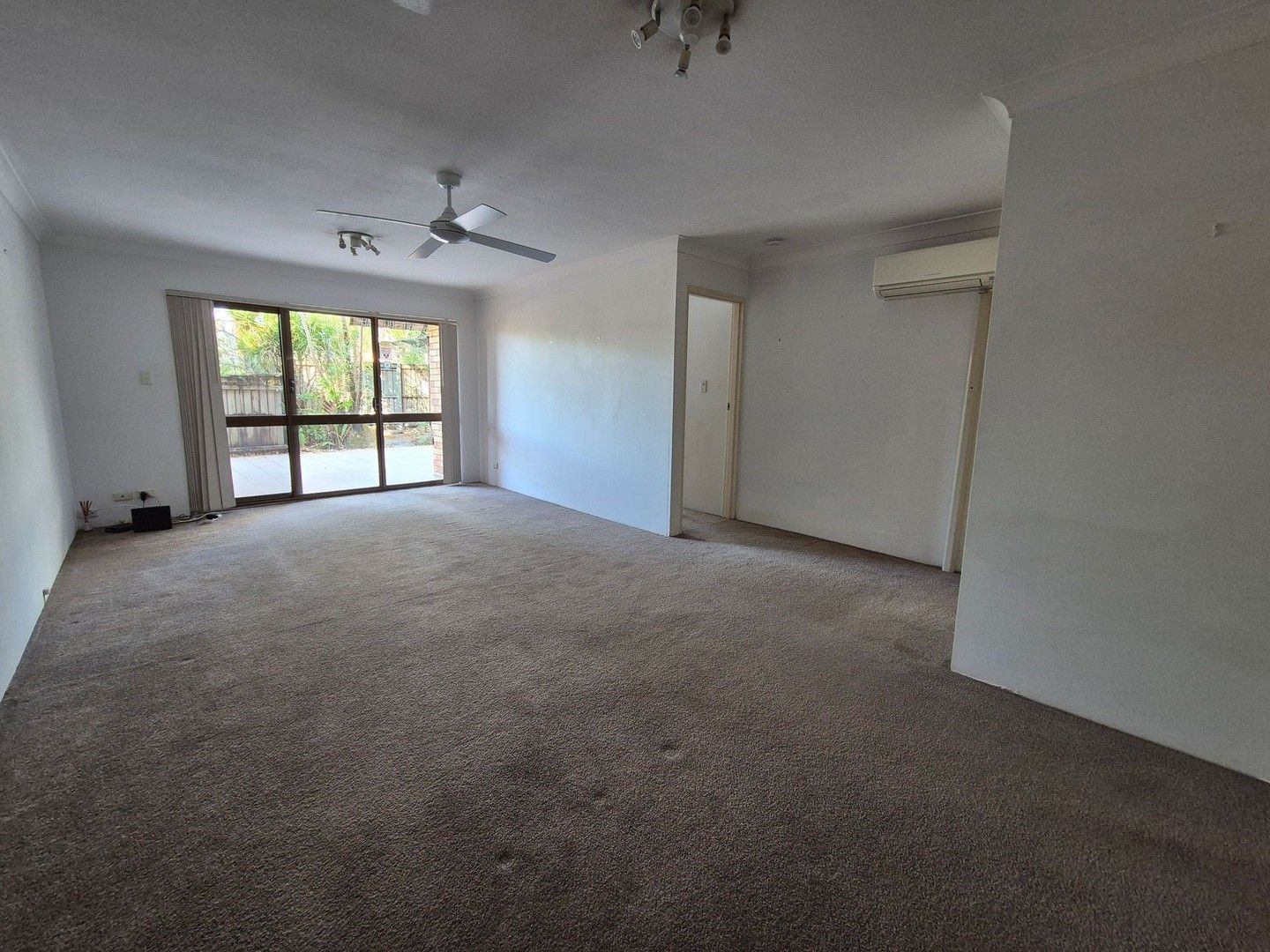 2 bedrooms Apartment / Unit / Flat in 4/45 Chasely St AUCHENFLOWER QLD, 4066