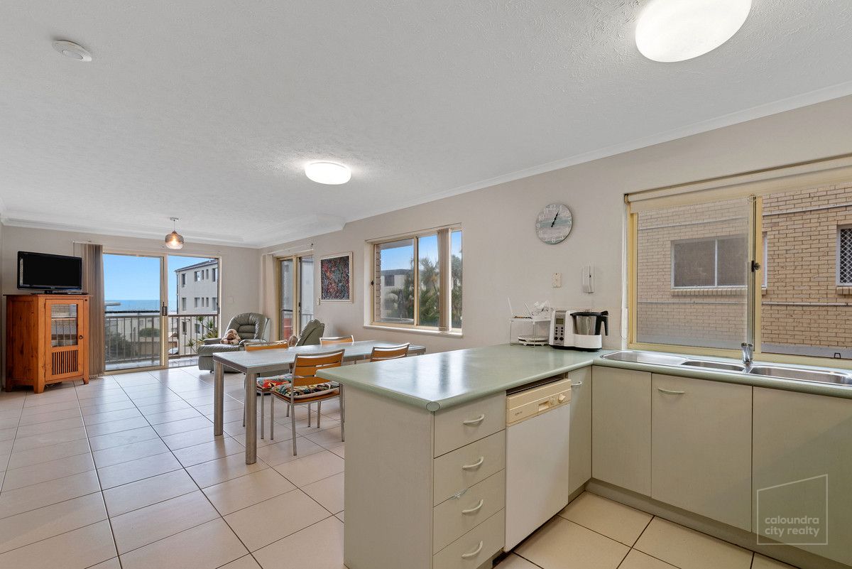 2/17 Mahia Terrace, Kings Beach QLD 4551, Image 2