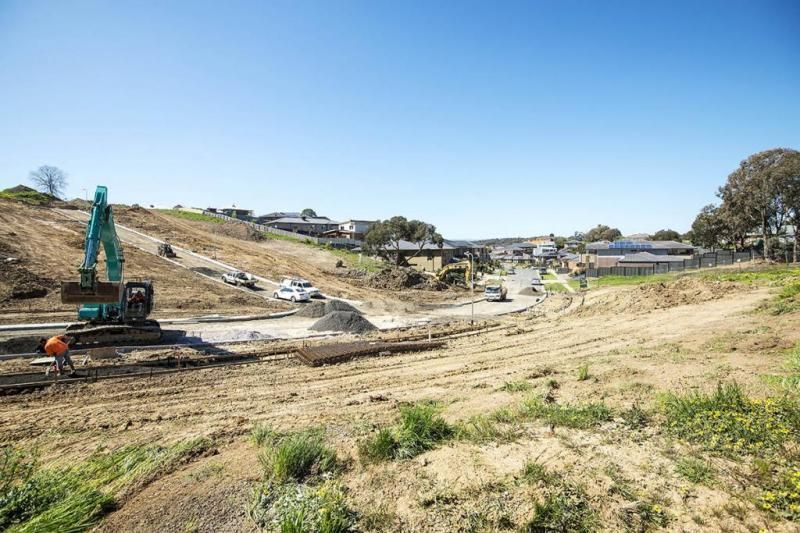 22 Old Diamond Creek Road, Diamond Creek Property History & Address