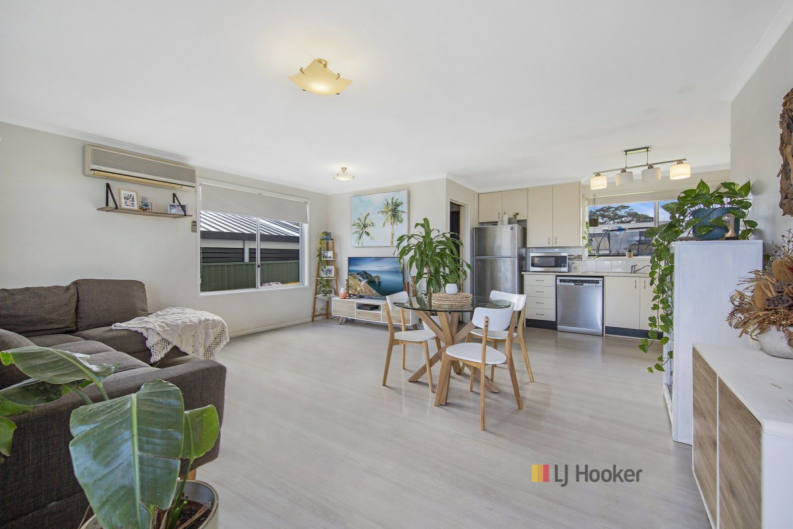 47 Coonanga Avenue, Budgewoi NSW 2262, Image 2