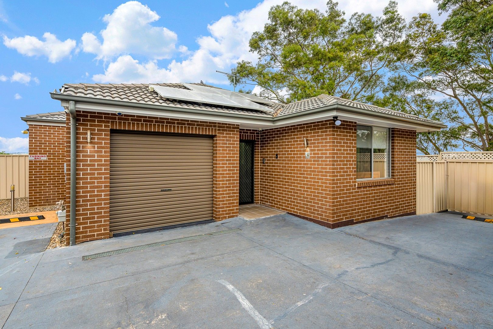 3 bedrooms Villa in 4/48 Denis Winston Drive DOONSIDE NSW, 2767