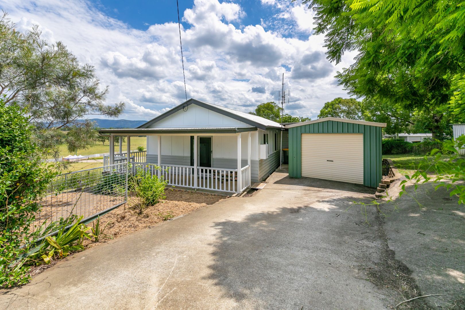 5 Graham Street, Kilcoy QLD 4515, Image 2