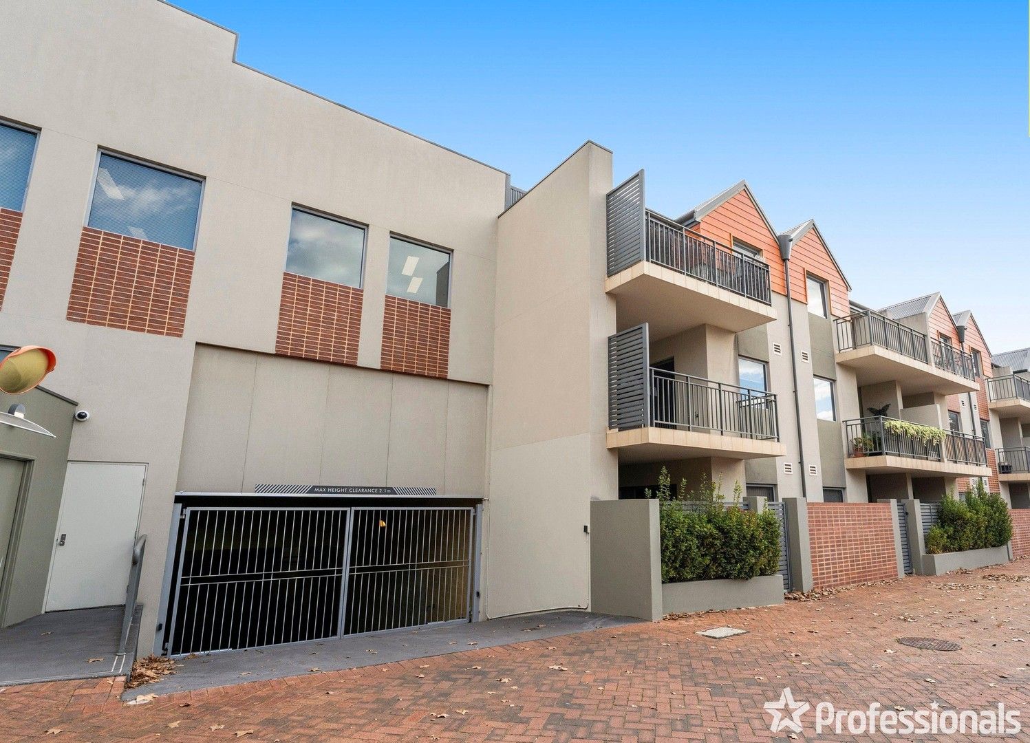 2 bedrooms Apartment / Unit / Flat in 27/6 Keane MIDLAND WA, 6056