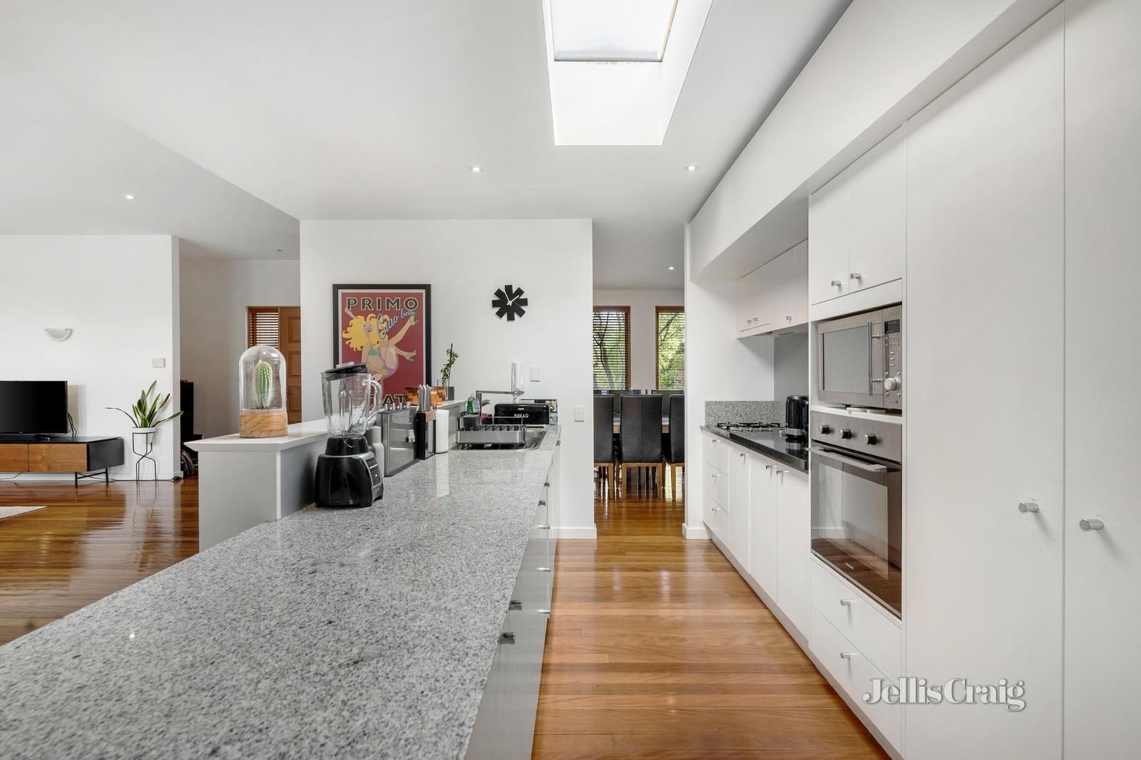 2/31 King Street, Camberwell VIC 3124, Image 1