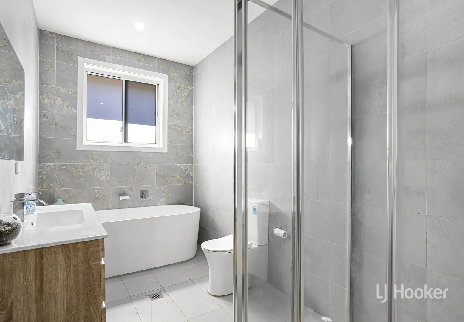 Additional image 5 of 11 Dulcimere Street, Tahmoor NSW 2573