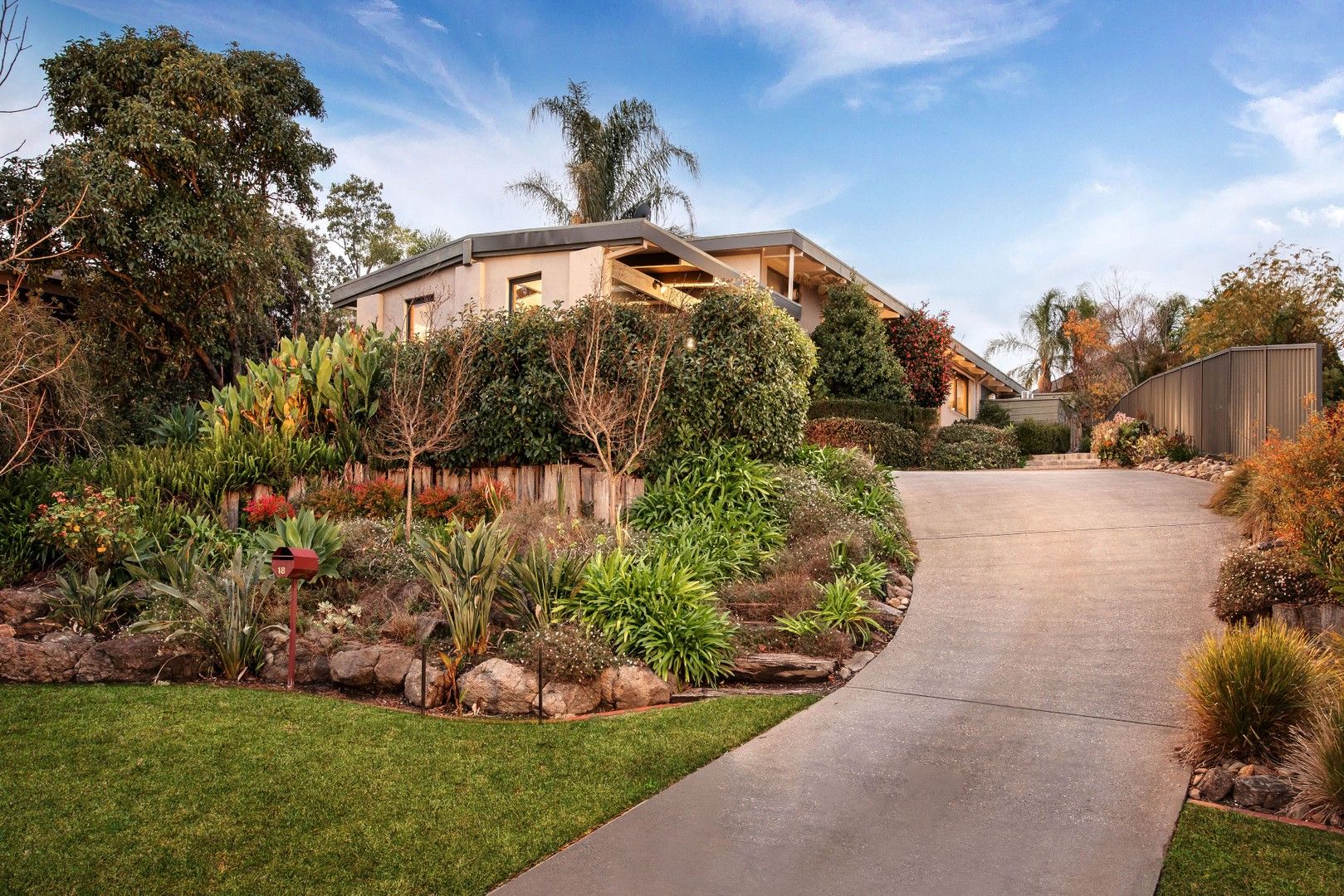 18 Valley View Court West Albury NSW 2640 Domain