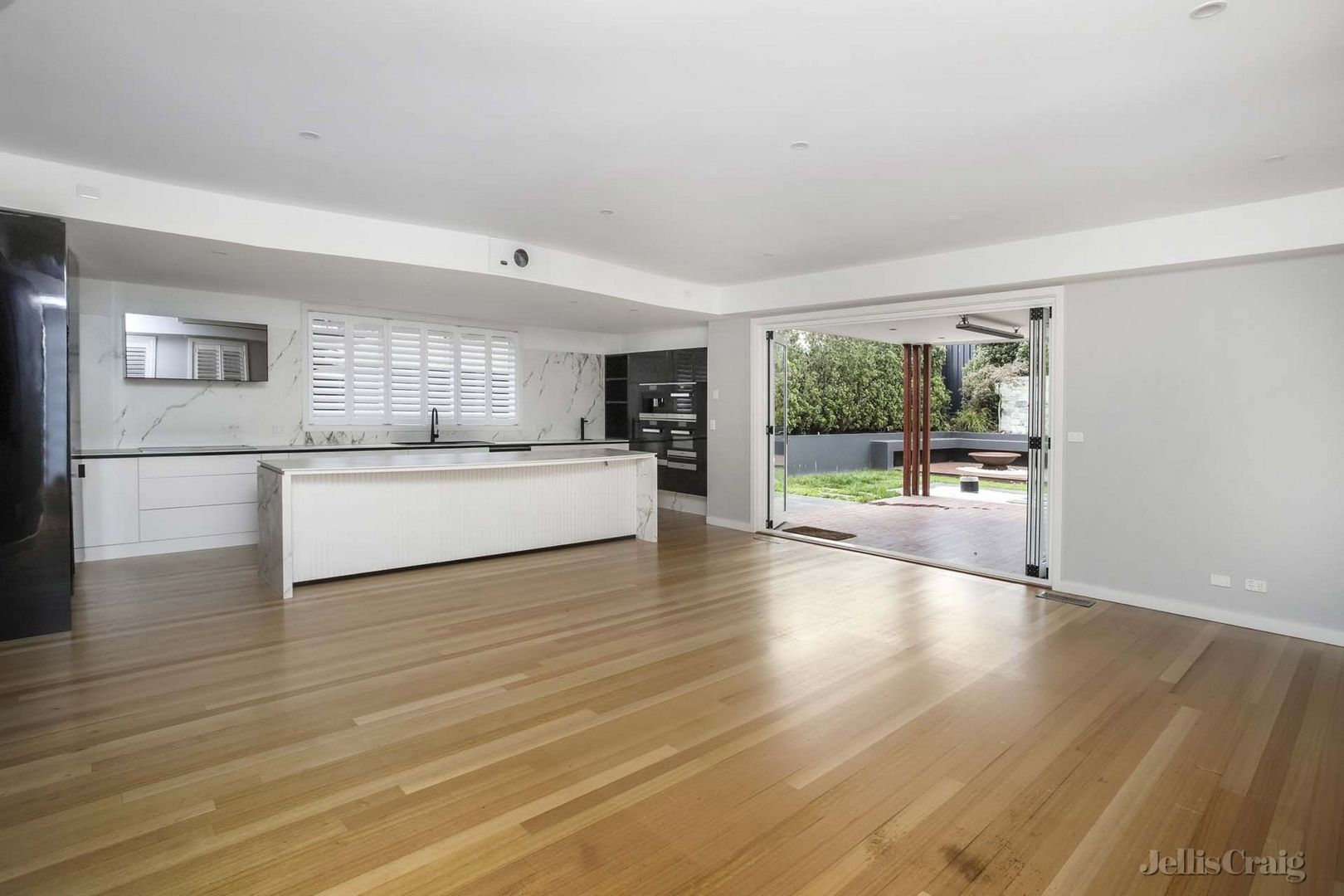 45 Cedar Drive, Maribyrnong VIC 3032 House For Rent 1,000 Domain