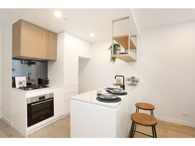 1/1-5 Olive York Way, Brunswick West VIC 3055, Image 2