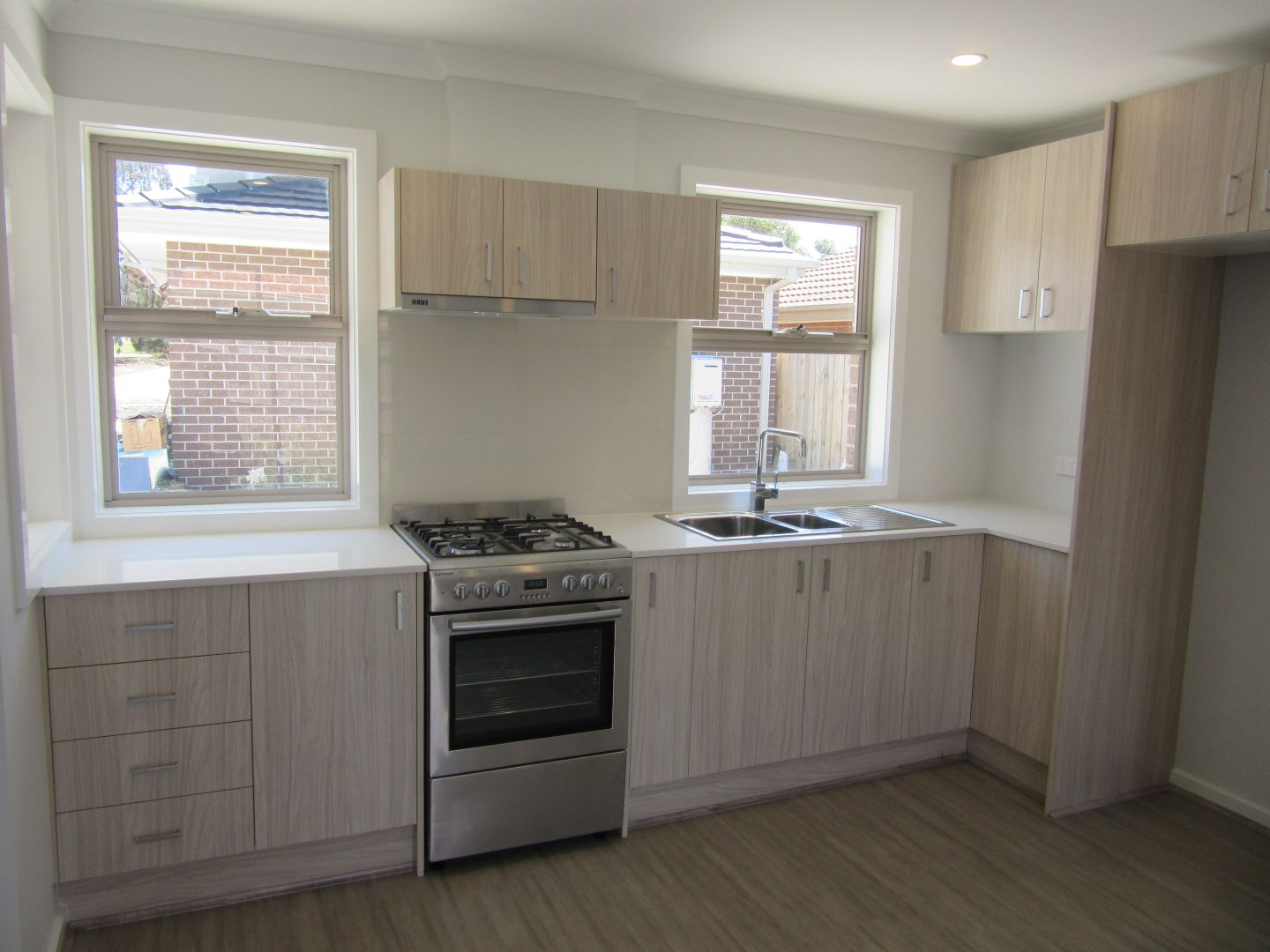 2/5 Bethany Court, South Morang VIC 3752 Apartment For Rent Domain