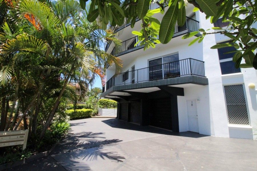 2/11 Moreton Parade, Kings Beach Property History & Address Research