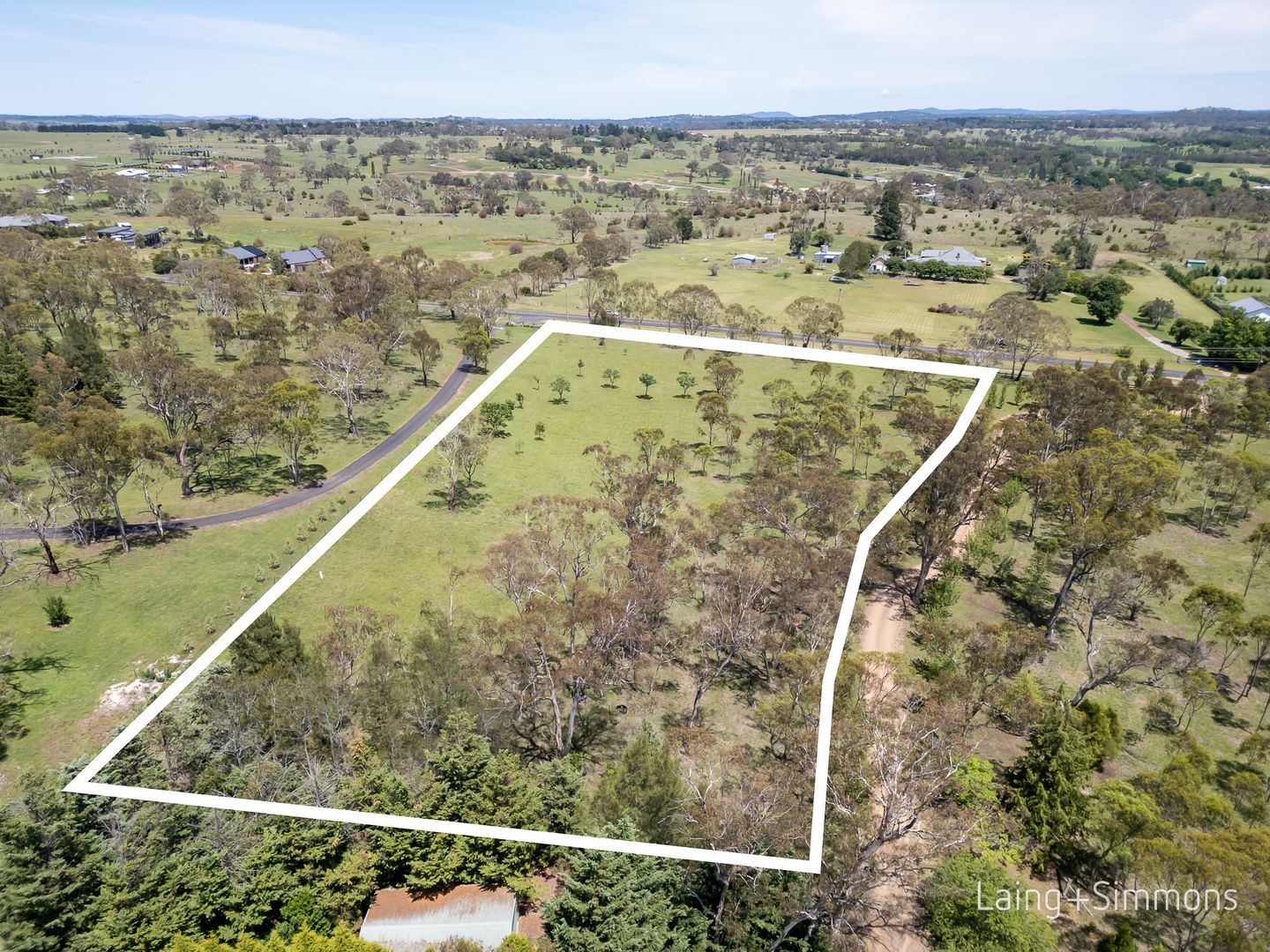 63 Kellys Plains Road, Armidale NSW 2350, Image 1