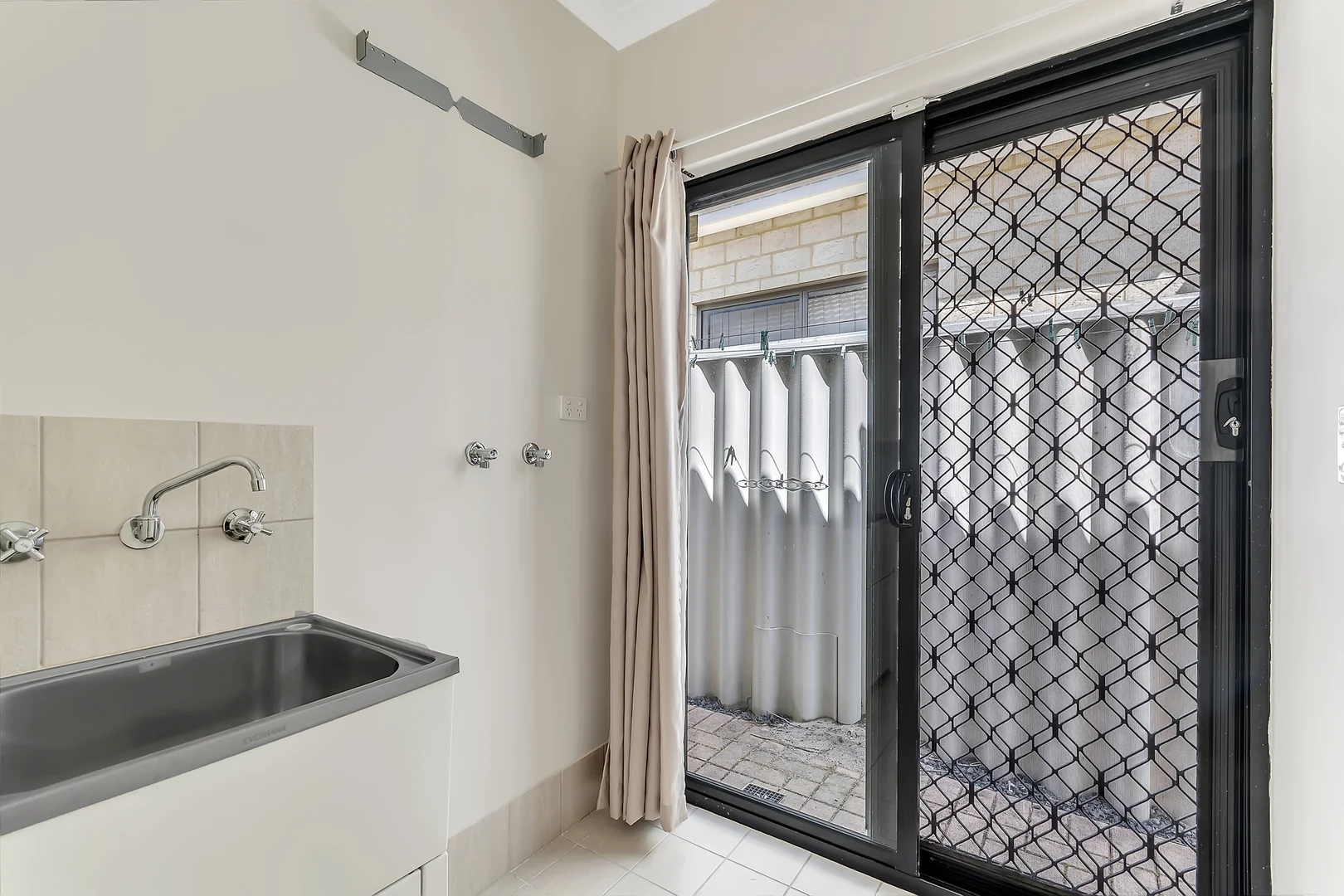 Additional image 24 of 2/31 Stannard Street, Bentley WA 6102