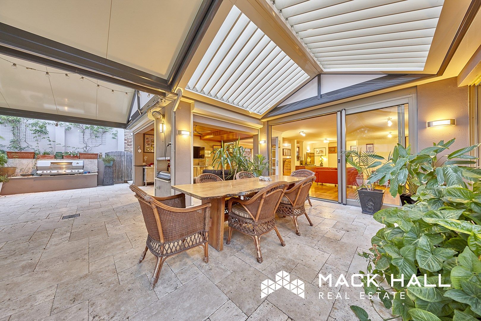 3 Rhodes Place, Mosman Park WA 6012, Image 2