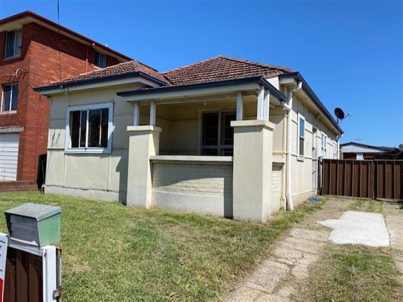 3 bedrooms House in 138 Brighton Avenue CAMPSIE NSW, 2194
