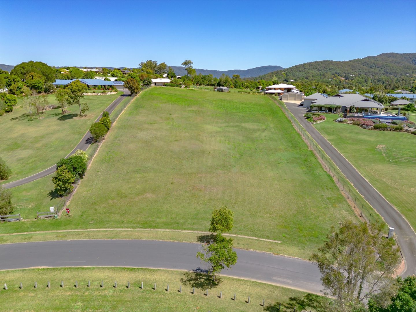26 Sovereign Way, Samford Valley QLD 4520 Domain