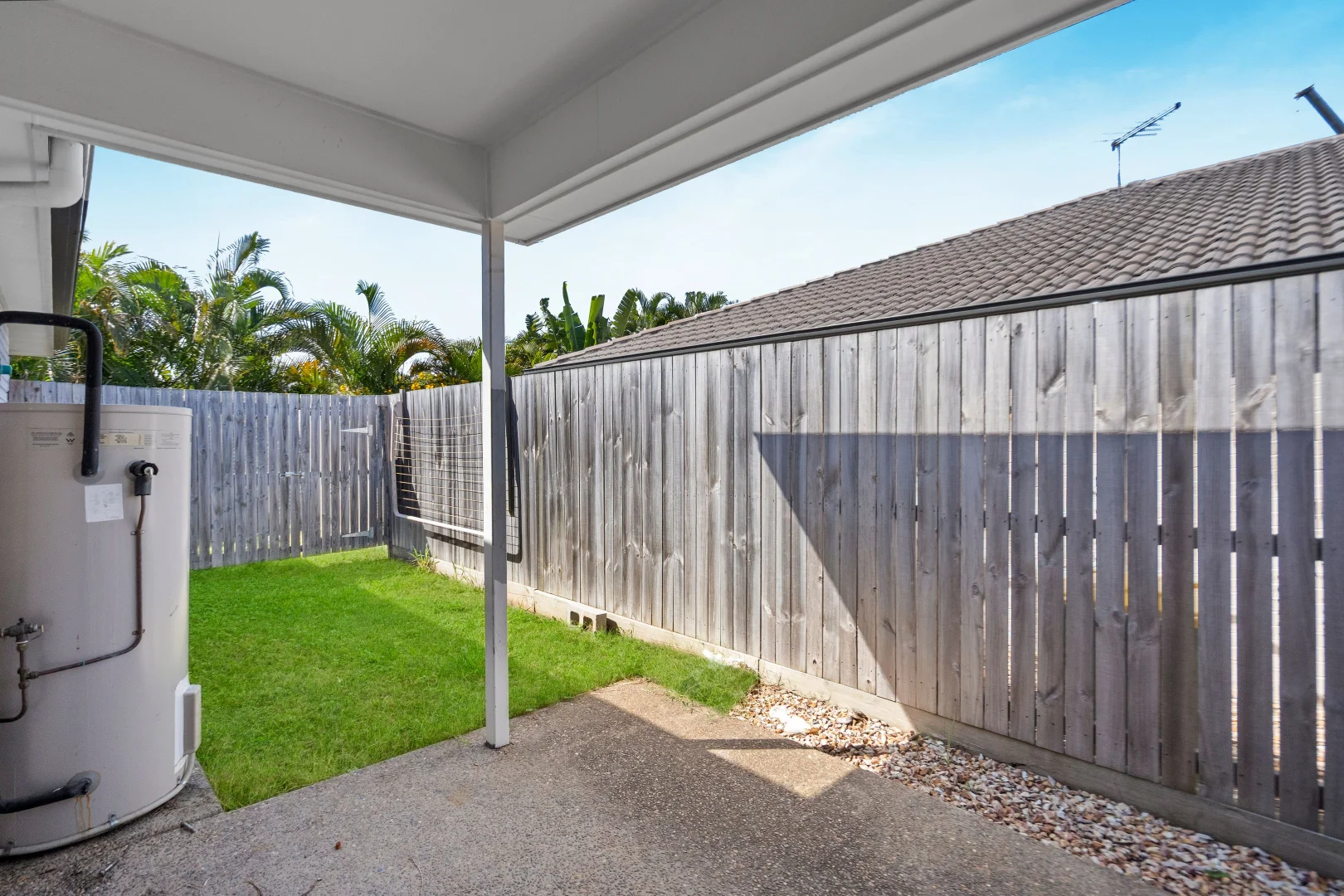 Additional image 8 of 2/3a Evergreen Avenue, Loganlea QLD 4131