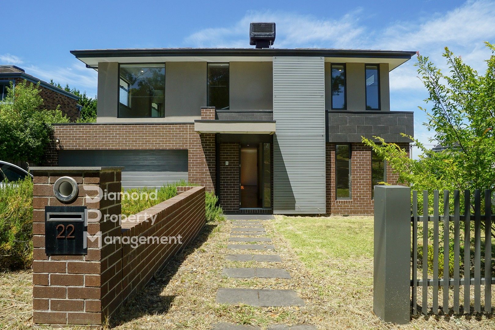 4 bedrooms Townhouse in 22 Alpha St BALWYN NORTH VIC, 3104