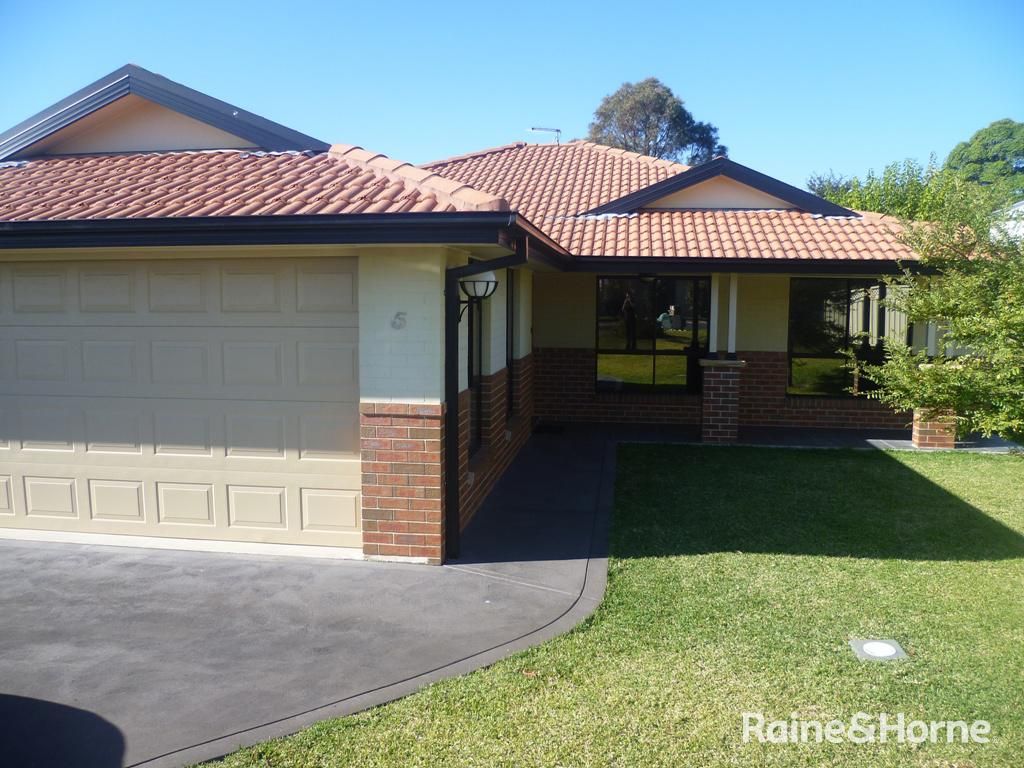 5 Silky Oak Close, Muswellbrook NSW 2333, Image 0