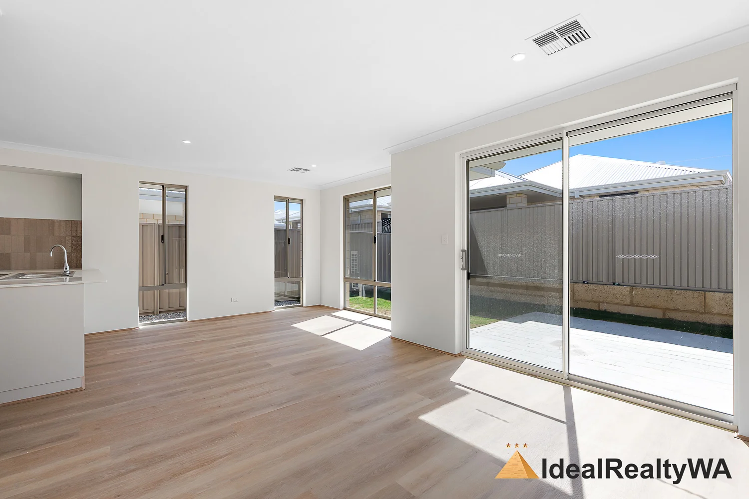 Additional image 3 of 56 Desert Pea Loop, Piara Waters WA 6112