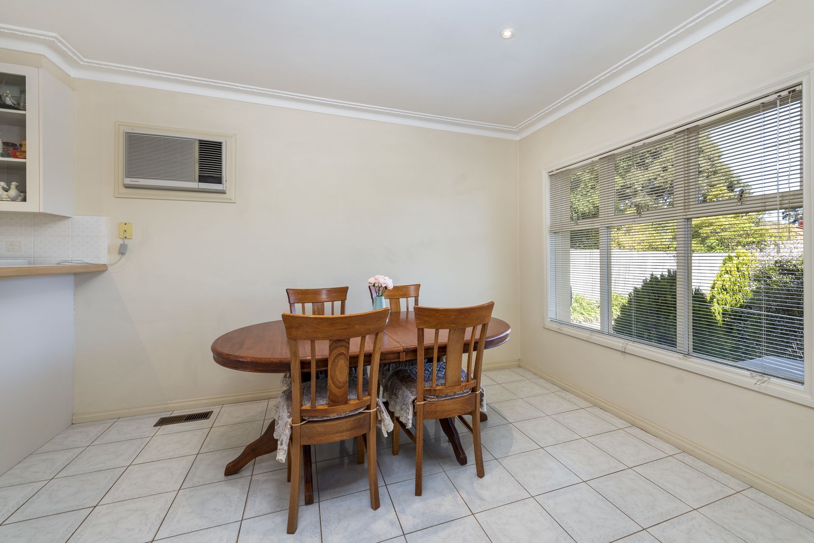 1/47 Sesame Street, Mount Waverley VIC 3149, Image 2