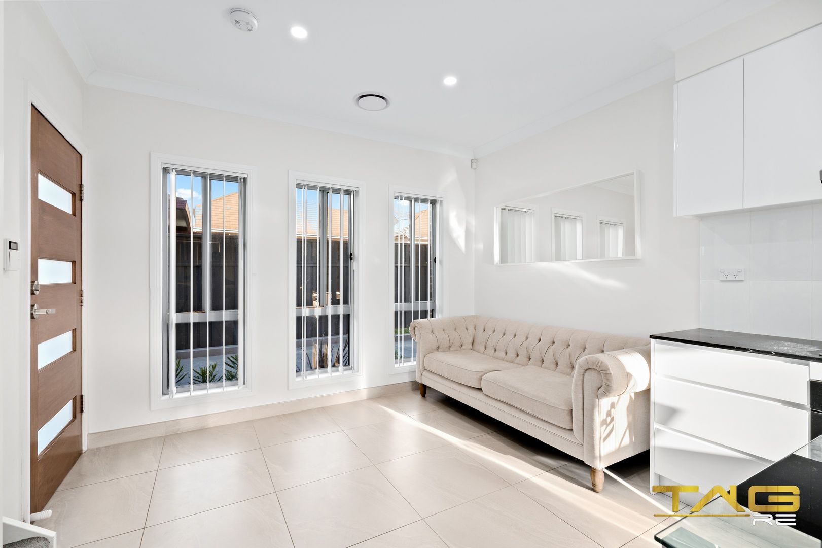 2/44 Brisbane Street, Oxley Park NSW 2760 House For Rent 550 Domain