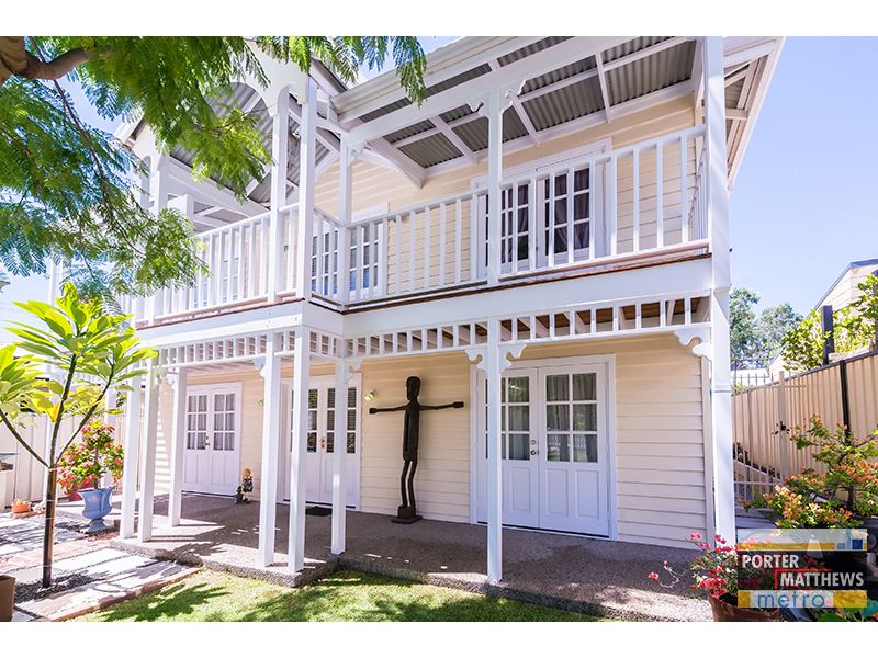 4 bedrooms House in 3 Roebourne Place ASCOT WA, 6104