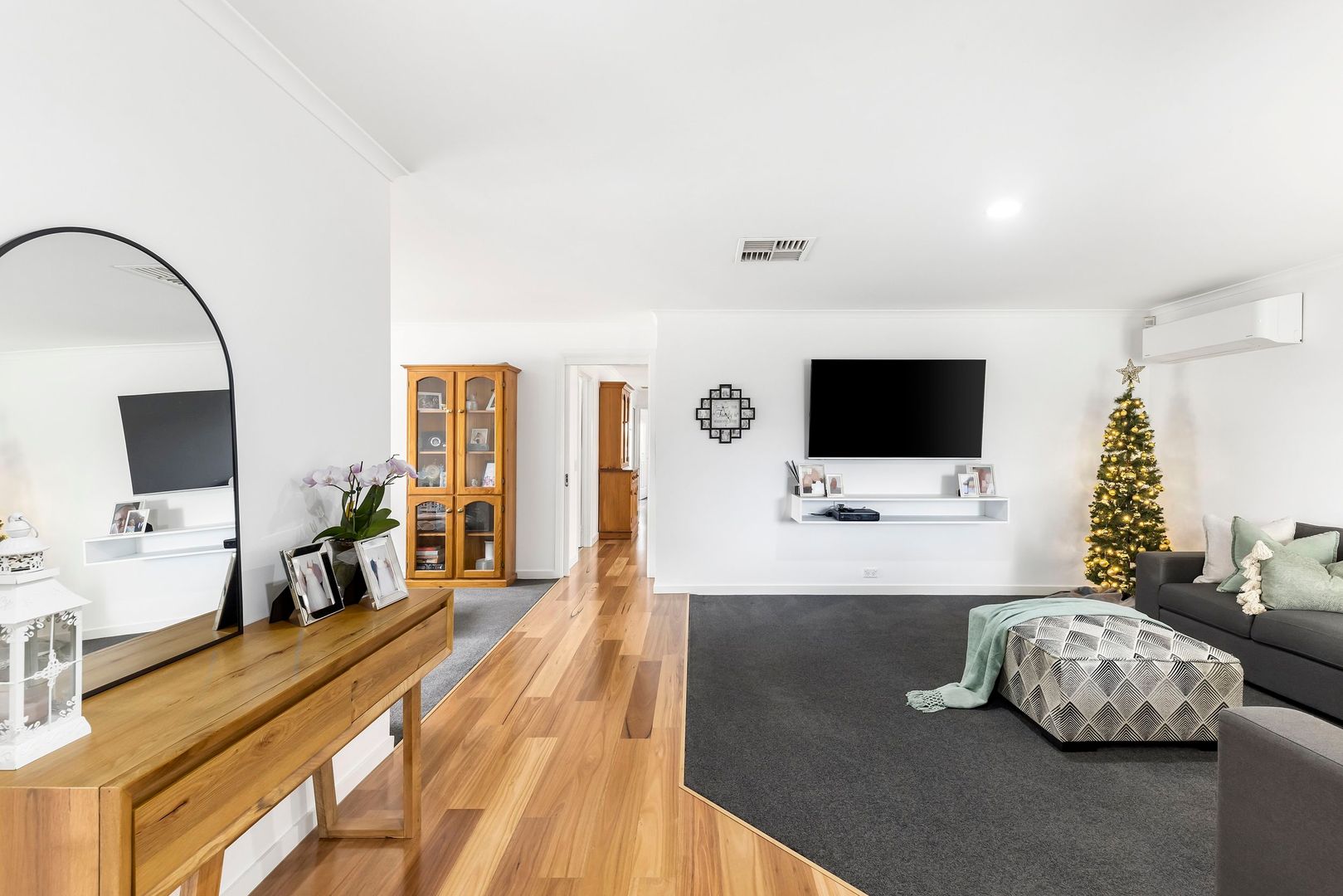 14 Mitchell Court, Attwood VIC 3049, Image 1