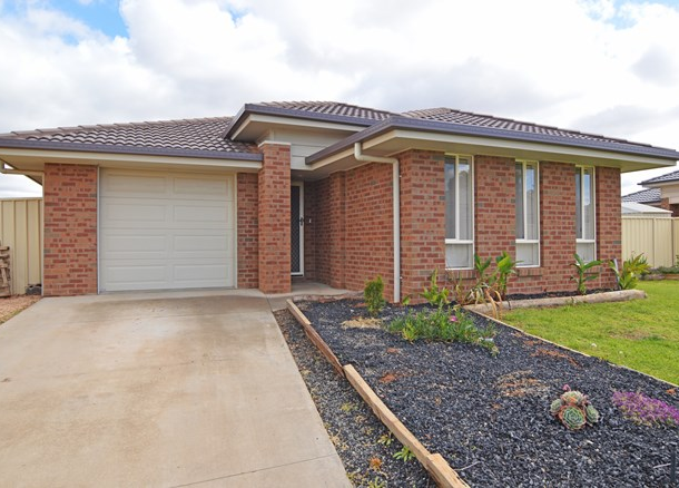 2/15 Philippa Crescent, Mildura VIC 3500