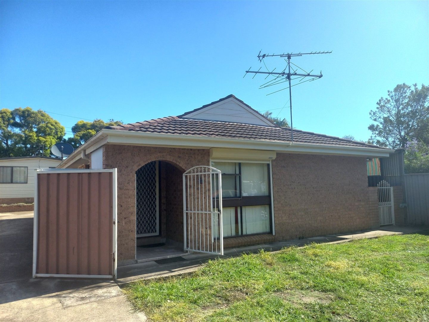3 bedrooms House in 14 Don Mills Avenue HEBERSHAM NSW, 2770